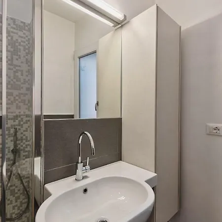 Holidays Apartment *